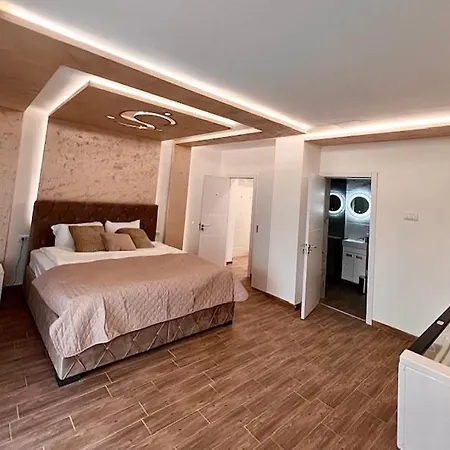 5 Star * Белград